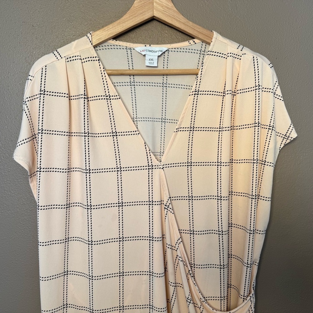 Liz Claiborne Pink & Black Faux Wrap Style Short Sleeve Silky Blouse Size XXL - Picture 3 of 14